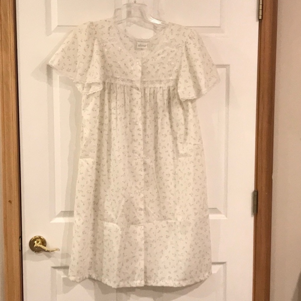 Adonna house robe
